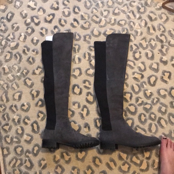 Size 8.5 Stuart Weitzman 5050 boot - gray - Picture 5 of 8